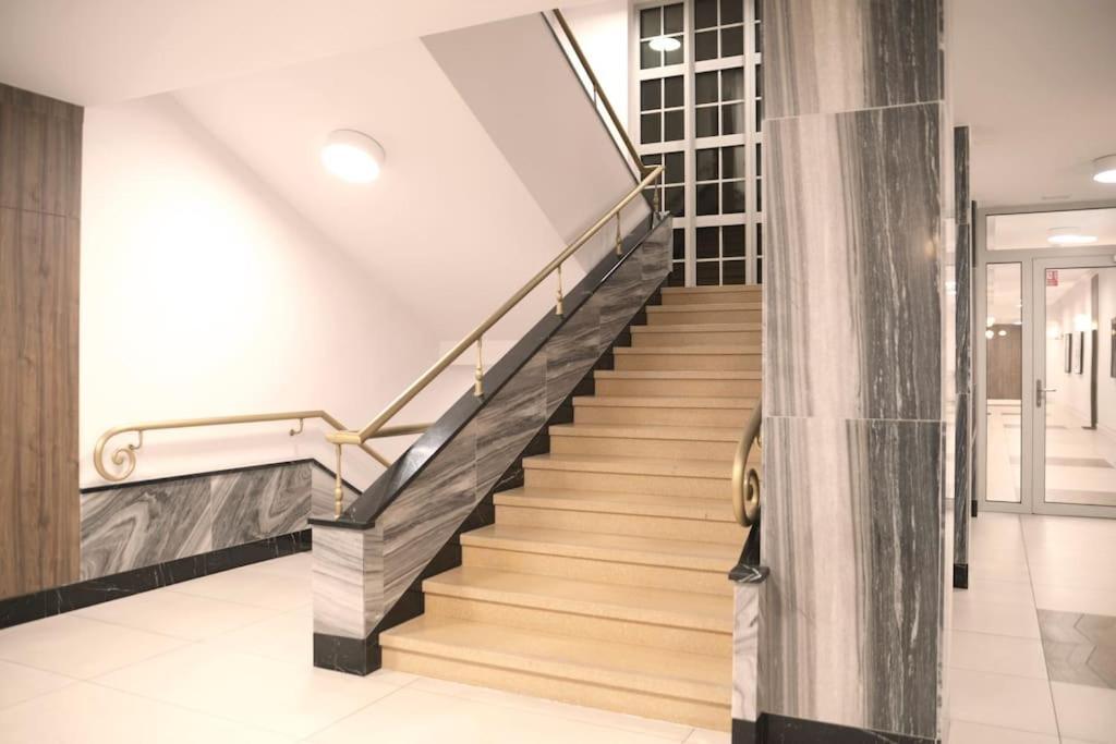 Unique Apartment City Center Wroclaw Luaran gambar